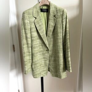 Dana Buchanan silk  Blazer